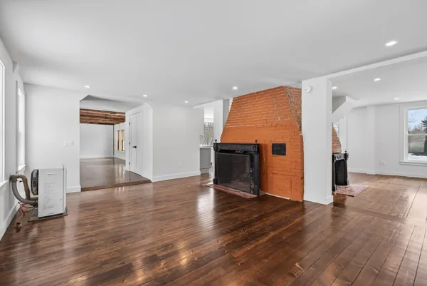 $695,000 | 138 Orchard Road, Cumberland, ME 04021