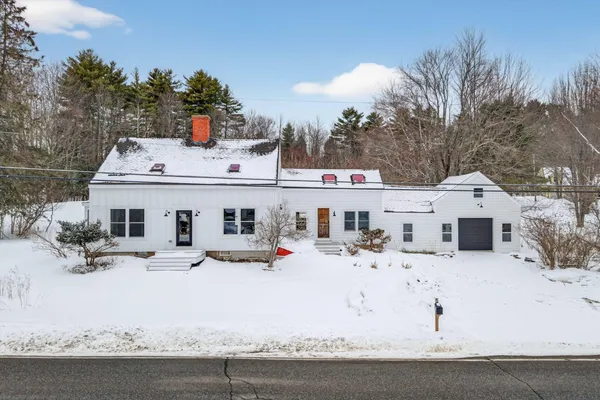 $695,000 | 138 Orchard Road, Cumberland, ME 04021