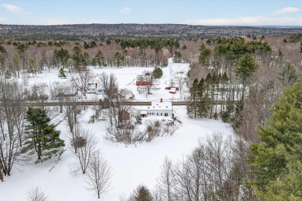 $695,000 | 138 Orchard Road, Cumberland, ME 04021