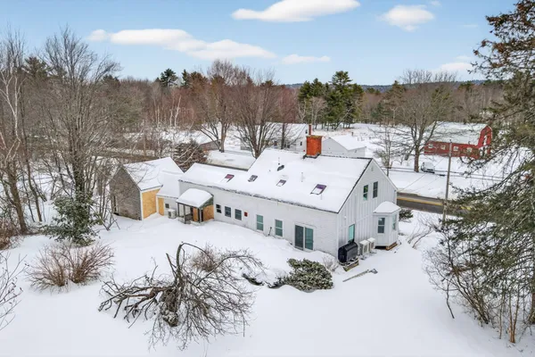 $695,000 | 138 Orchard Road, Cumberland, ME 04021
