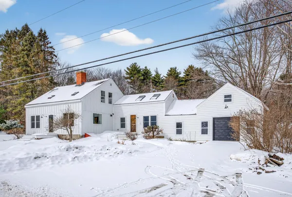 $695,000 | 138 Orchard Road, Cumberland, ME 04021