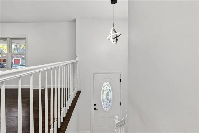 $264,900 | 4914 North Wallace Drive, Kansas City, MO 64119