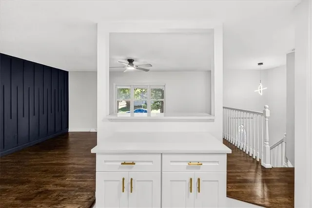 $264,900 | 4914 North Wallace Drive, Kansas City, MO 64119