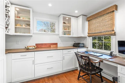 $1,995,000 | 20 Briarfield Road, Barrington, RI 02806