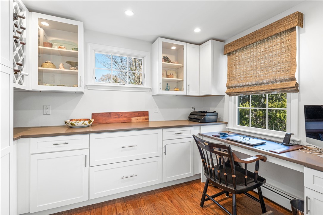 20 Briarfield Road Barrington, RI 02806 - Photo 14 of 45