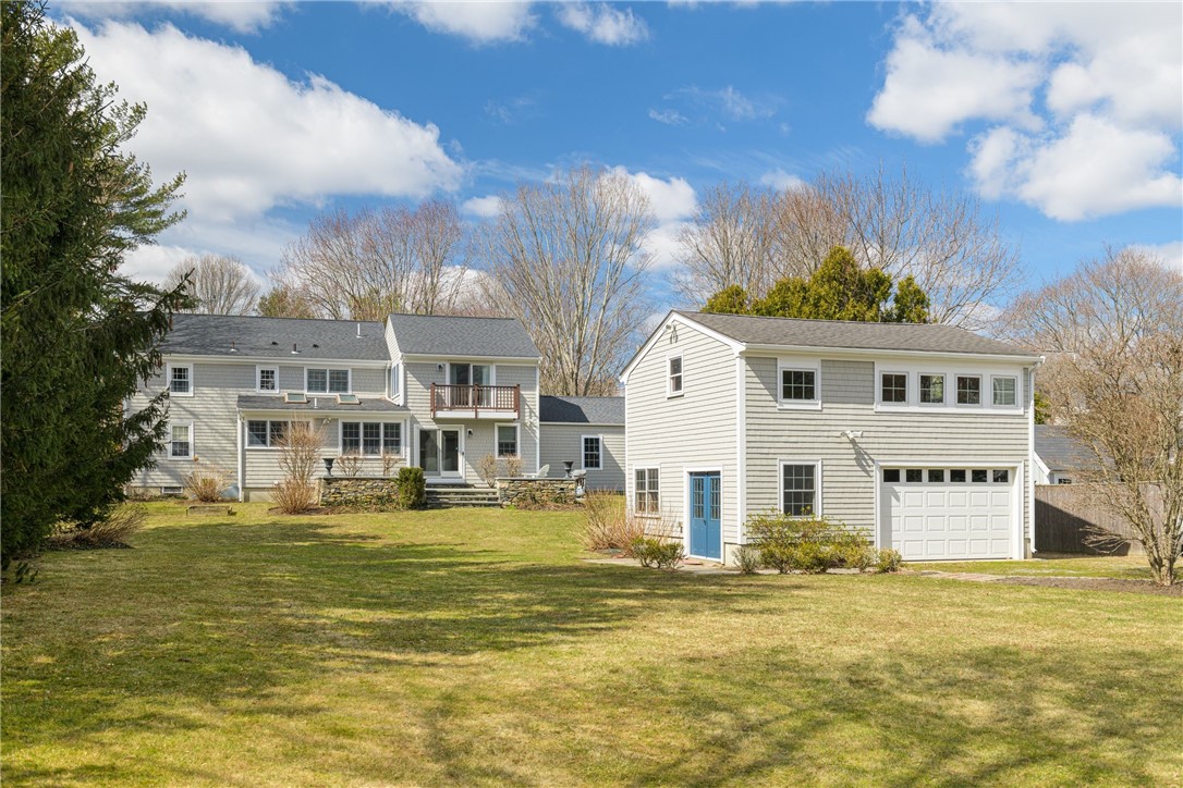 20 Briarfield Road Barrington, RI 02806 - Photo 2 of 45