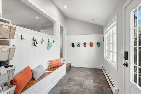 $1,995,000 | 20 Briarfield Road, Barrington, RI 02806