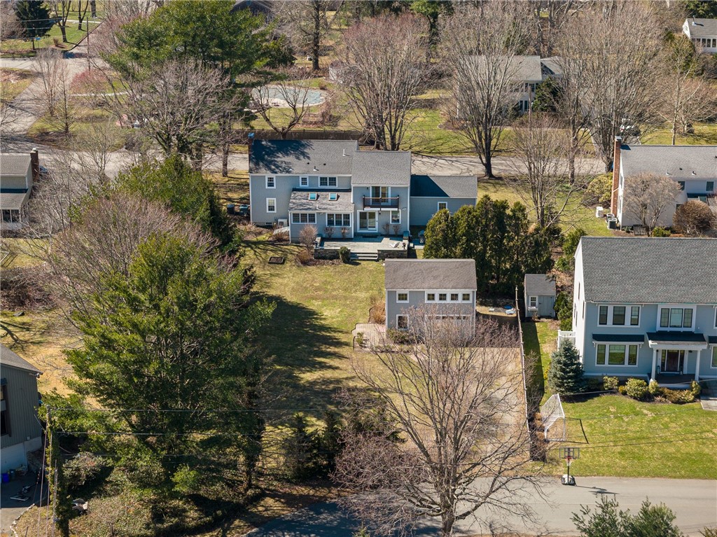 20 Briarfield Road Barrington, RI 02806 - Photo 40 of 45