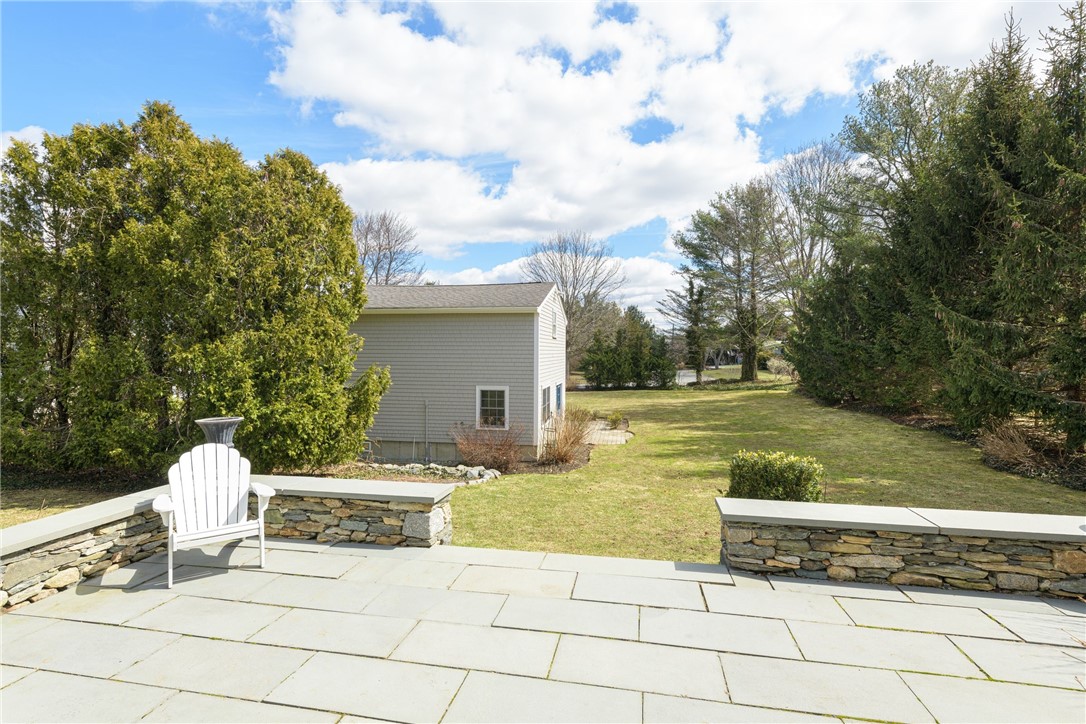 20 Briarfield Road Barrington, RI 02806 - Photo 43 of 45