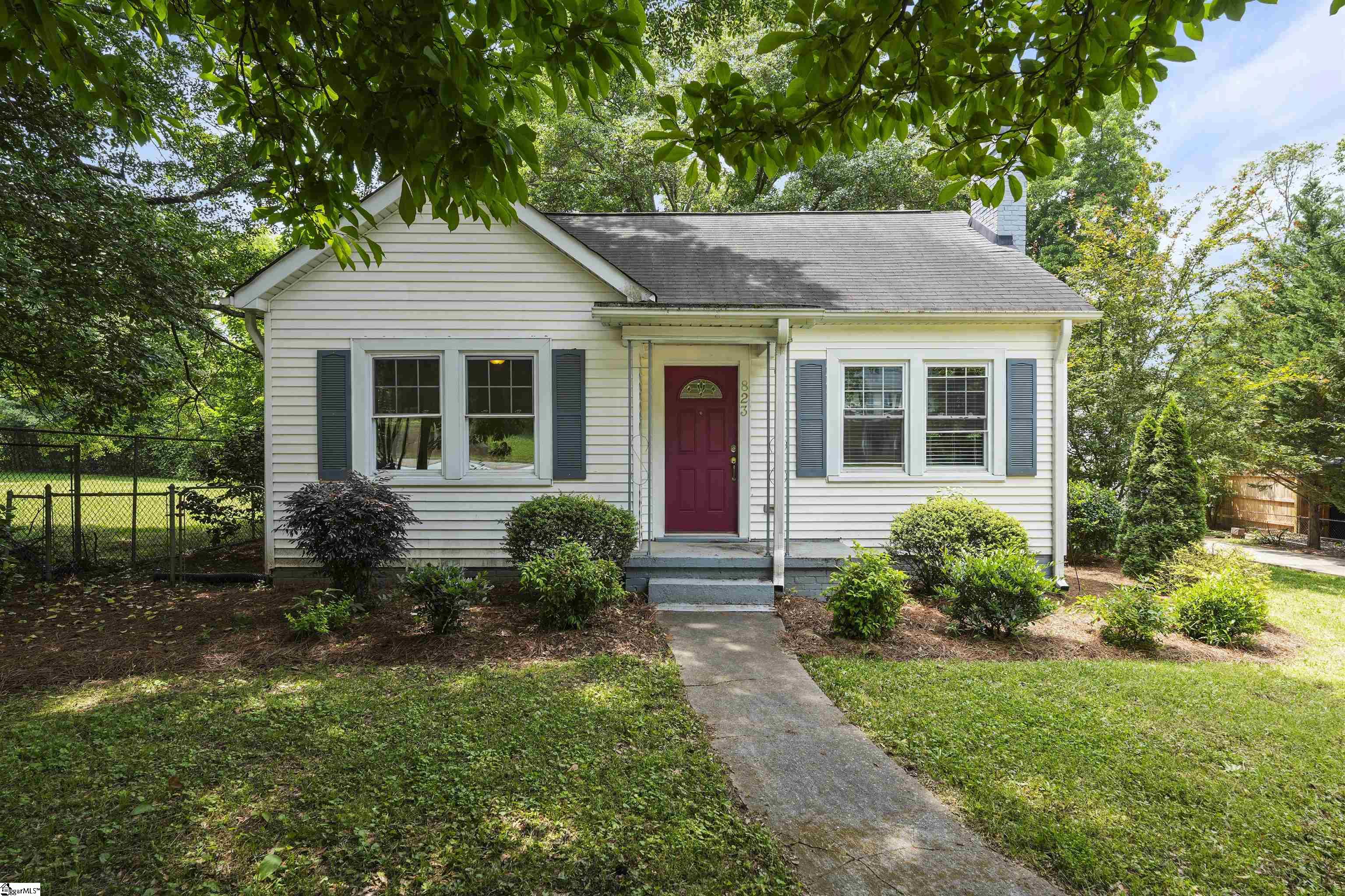 823 North Franklin Road Greenville, SC 29617 - Photo 1 of 24 Gallery Image 1