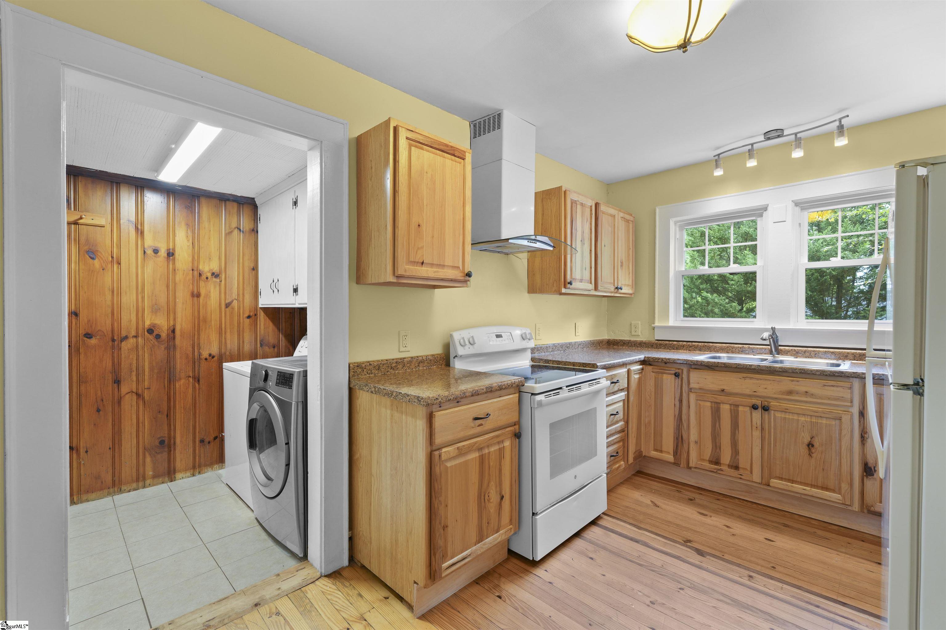 823 North Franklin Road Greenville, SC 29617 - Photo 16 of 24 Gallery Image 16