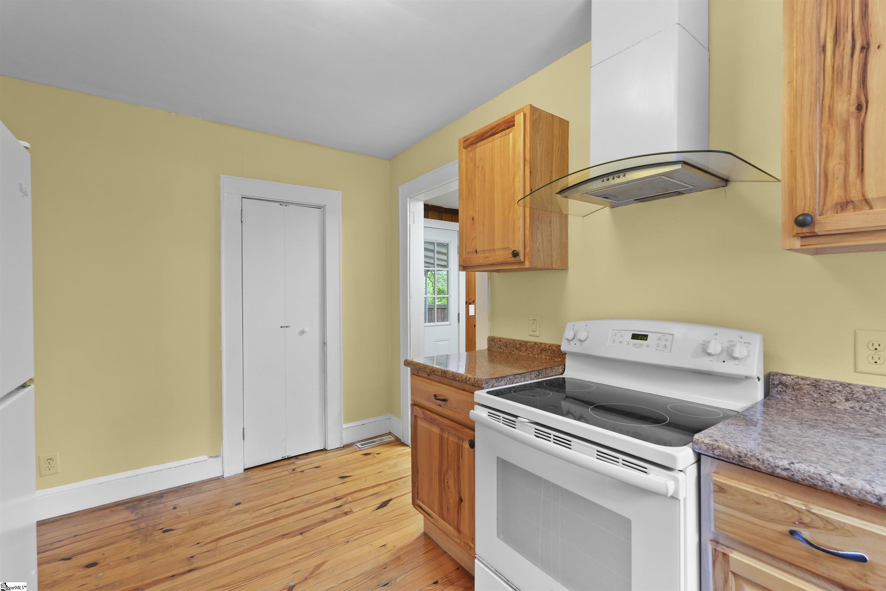 823 North Franklin Road Greenville, SC 29617 - Photo 19 of 24 Gallery Image 19
