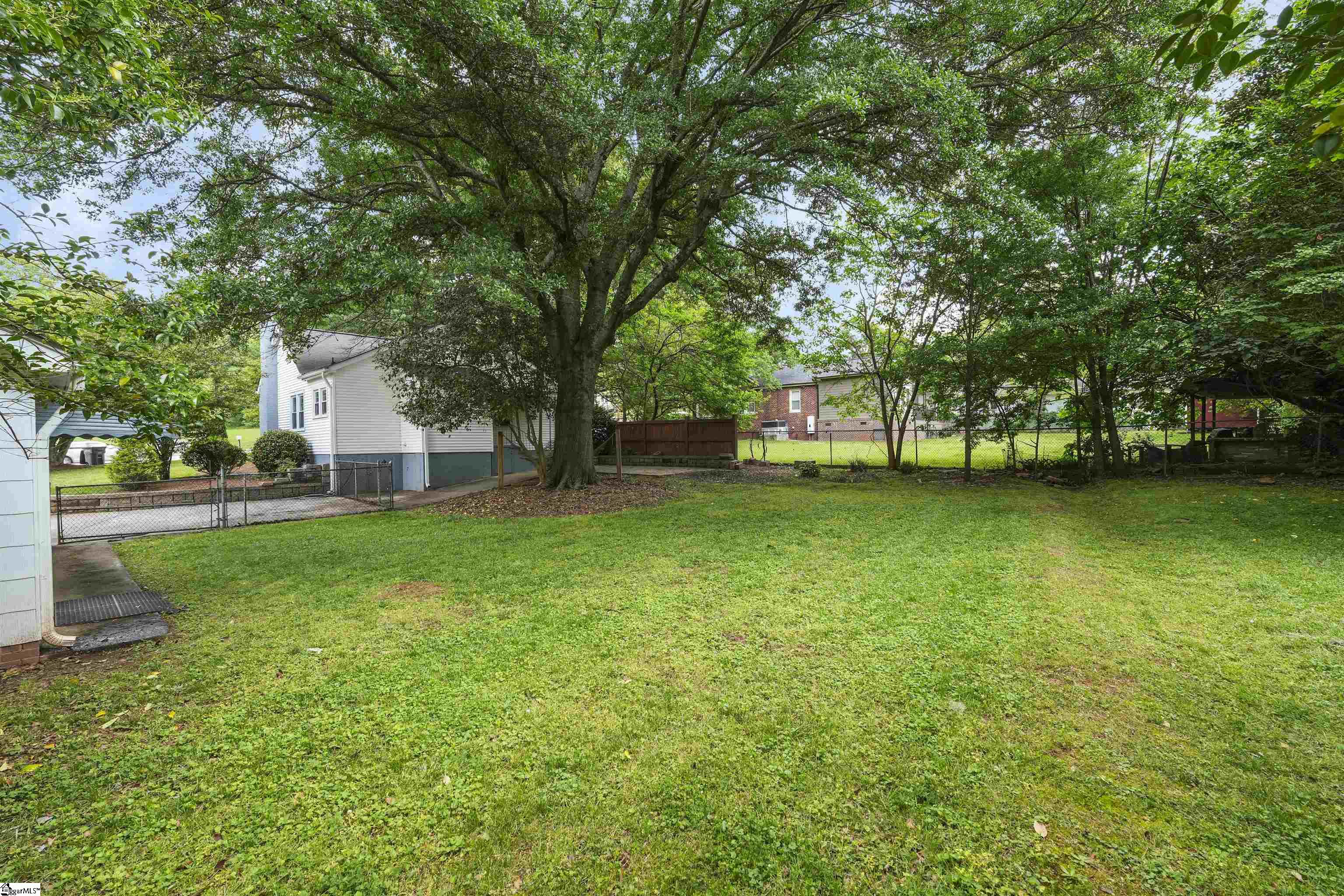 823 North Franklin Road Greenville, SC 29617 - Photo 22 of 24 Gallery Image 22