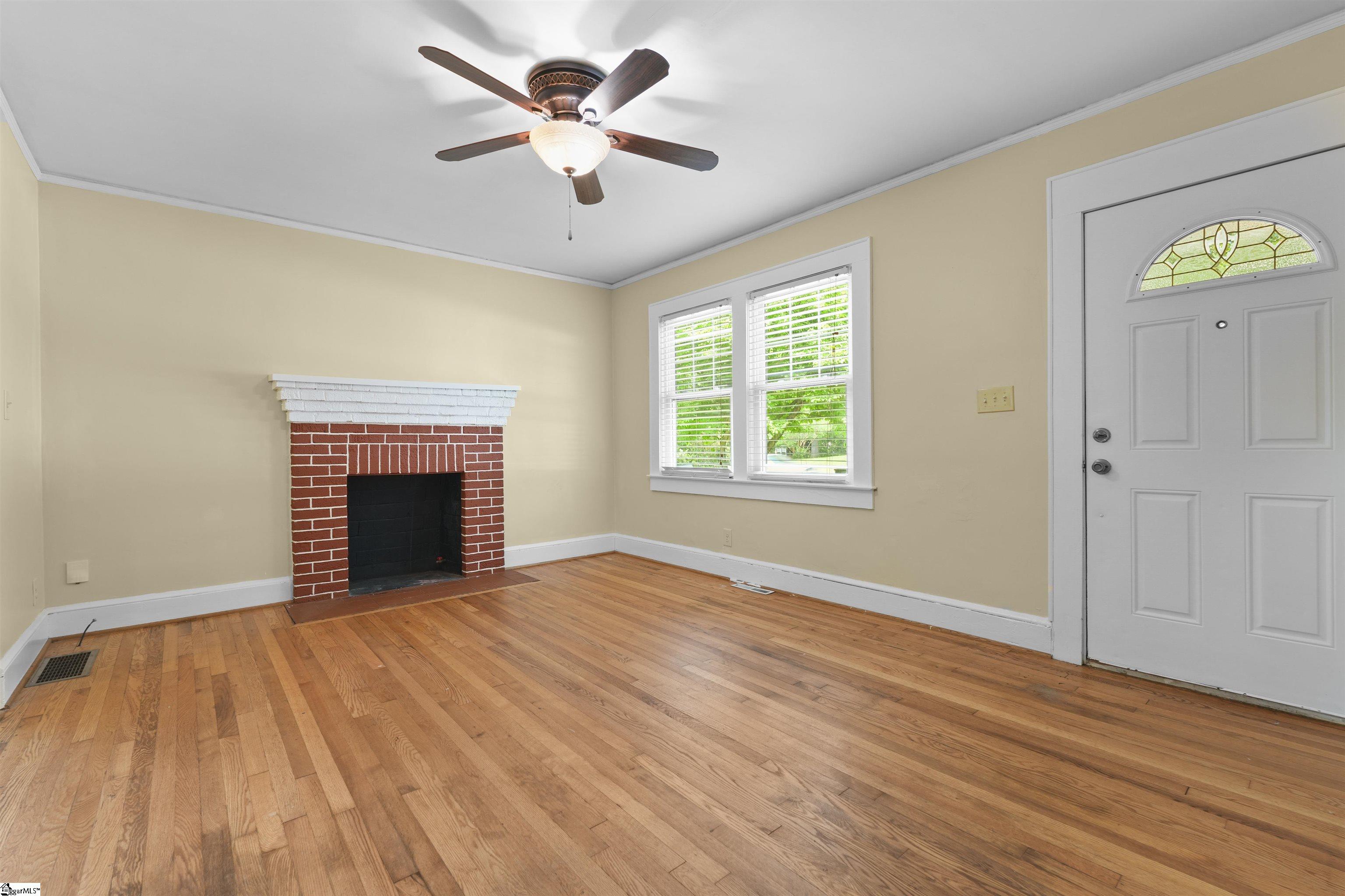 823 North Franklin Road Greenville, SC 29617 - Photo 6 of 24 Gallery Image 6
