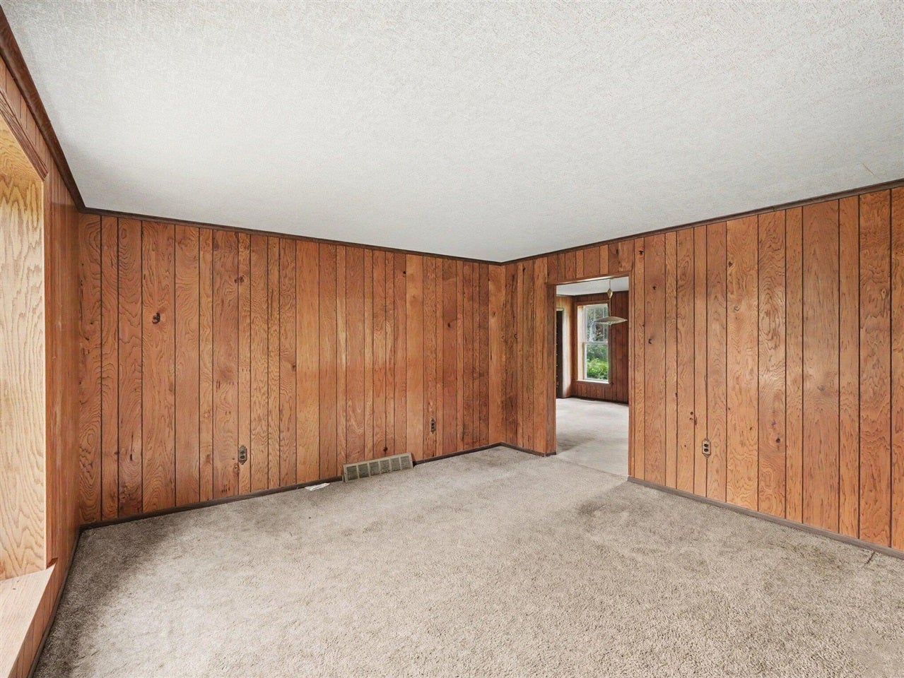 8857 Beeman Road Chelsea, MI 48118 - Photo 17 of 45 Gallery Image 17