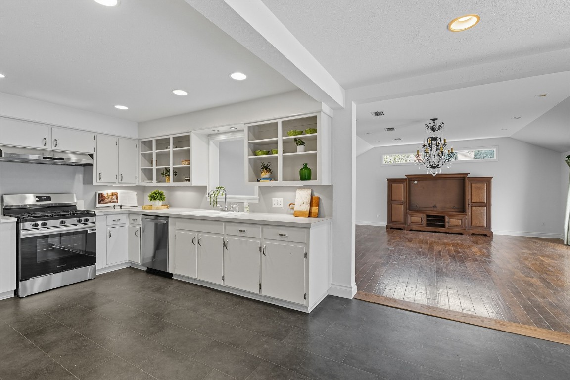 3003 Burleson Road Austin, TX 78741 - Photo 11 of 35