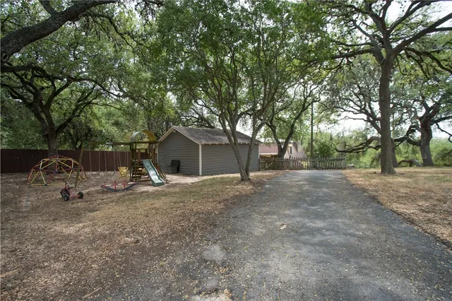 $995,000 | 3003 Burleson Road, Austin, TX 78741