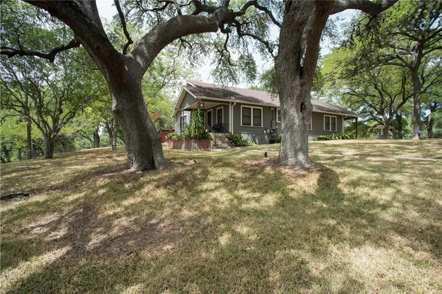 $995,000 | 3003 Burleson Road, Austin, TX 78741