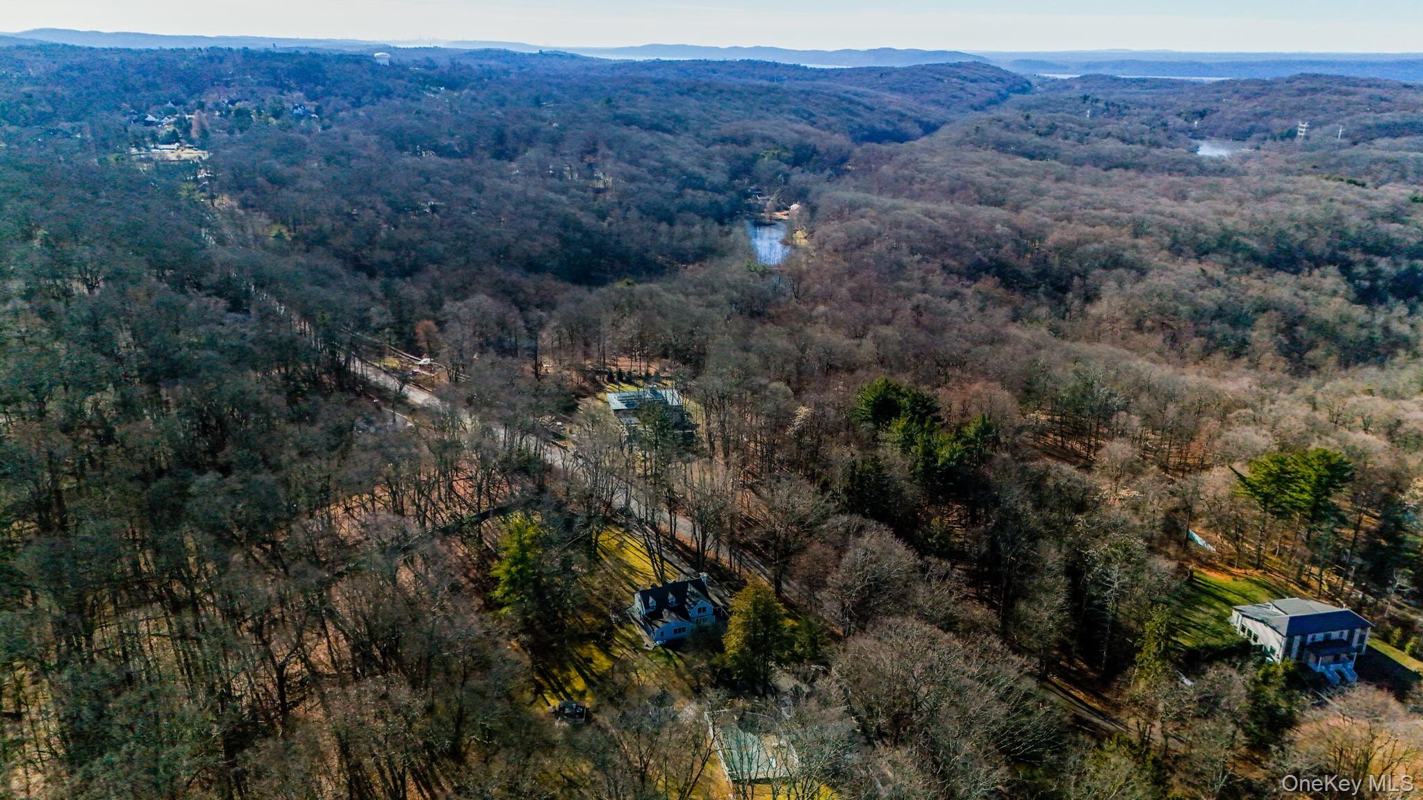 320 Illington Road Ossining, NY 10562 - Photo 39 of 42 an aerial view of residential house and sandy dunes