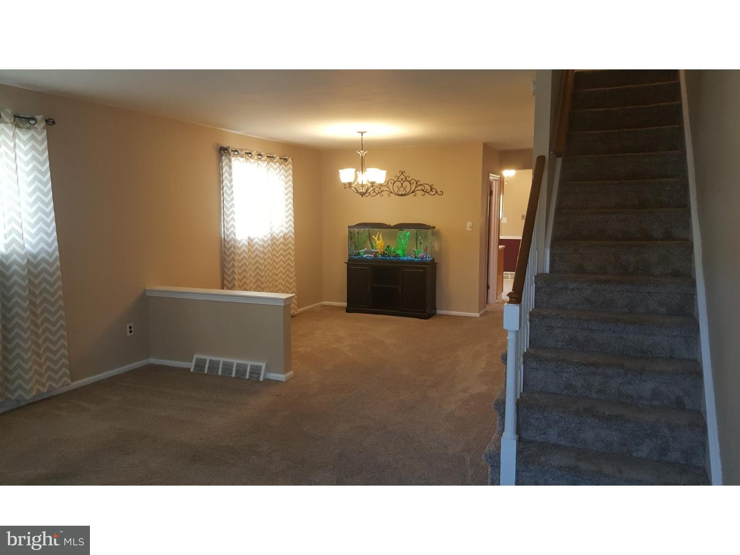 122 Orchard Road Ridley Park, PA 19078 - Photo 7 of 21 Living Room