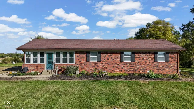 $229,900 | 6510 East Middletown Road, Waldron, IN 46182