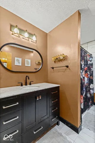 $229,900 | 6510 East Middletown Road, Waldron, IN 46182