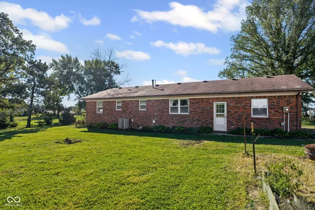 $229,900 | 6510 East Middletown Road, Waldron, IN 46182