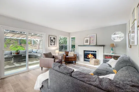 $1,095,000 | 2133 Emberwood Way, Escondido, CA 92029