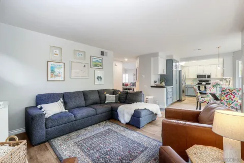 $1,095,000 | 2133 Emberwood Way, Escondido, CA 92029