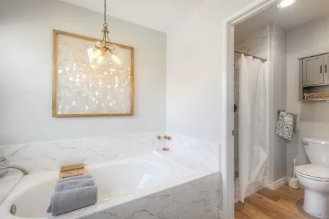 $1,095,000 | 2133 Emberwood Way, Escondido, CA 92029