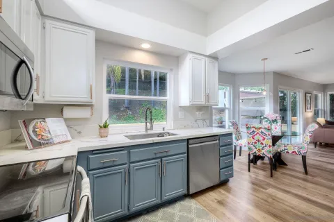 $1,095,000 | 2133 Emberwood Way, Escondido, CA 92029