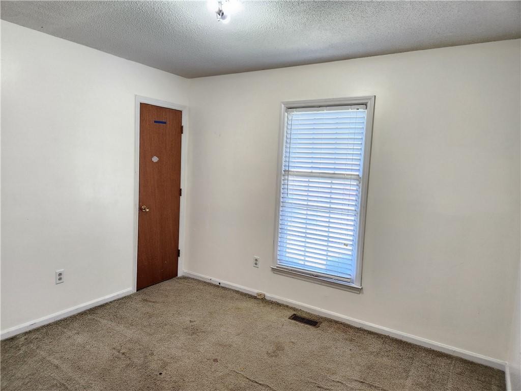 301 Old Farm Road Graham, NC 27253 - Photo 6 of 13 Gallery Image 6