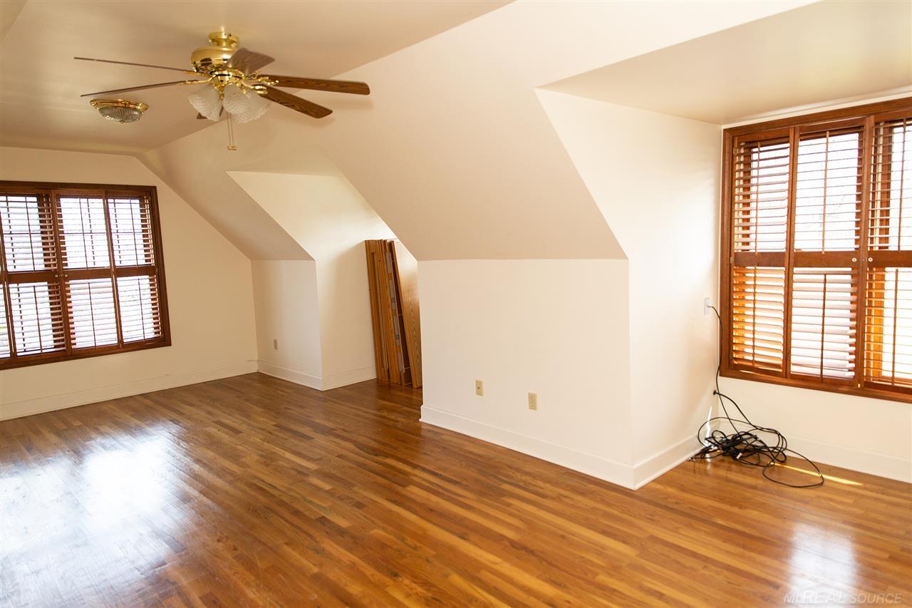167 South Ridge Street Port Sanilac, MI 48469 - Photo 16 of 30 31359545-15.JPG