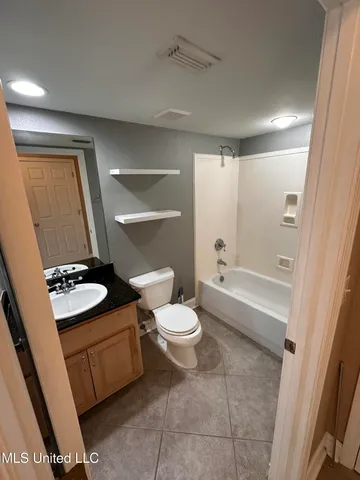 $199,000 | 2046 Beach Boulevard, Unit A321, Biloxi, MS 39531