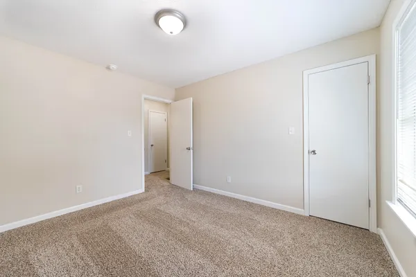 $915 | 1660 Baltimore Drive, Unit 1, Clarksville, TN 37043