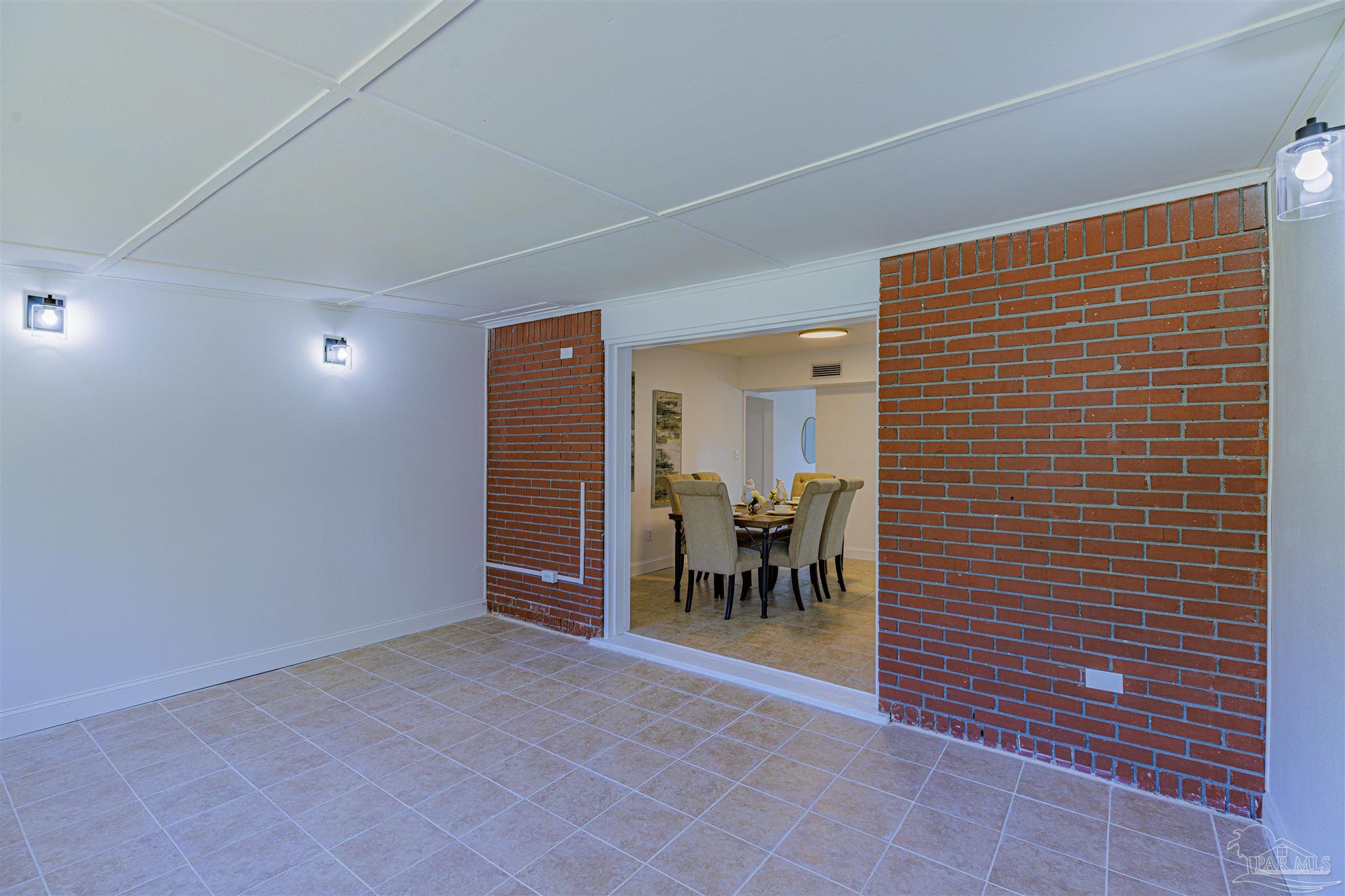 860 East Burgess Road Pensacola, FL 32504 - Photo 21 of 47 Gallery Image 21