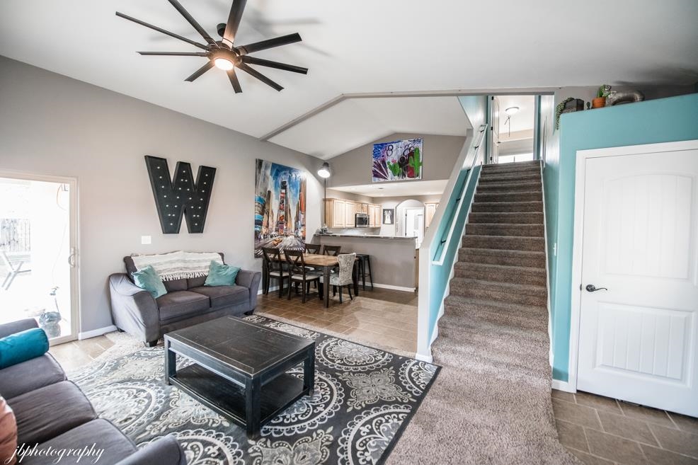 454 Davis Road Grand Junction, CO 81504 - Photo 5 of 32 Gallery Image 5