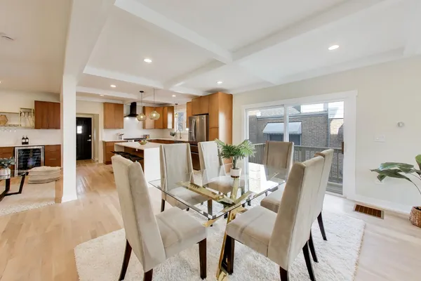 $5,200 | 6730 West Dakin Street, Chicago, IL 60634