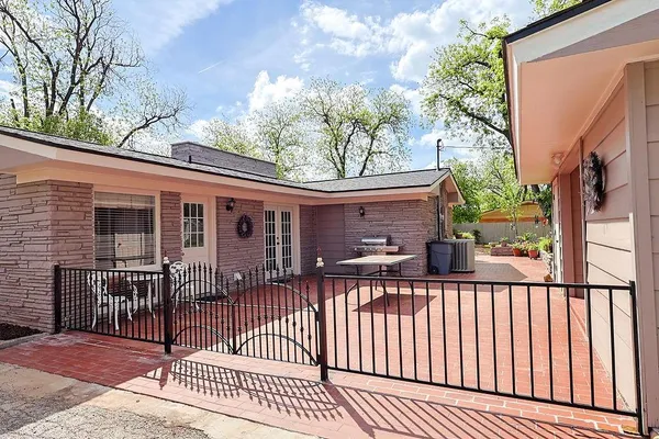 $475,000 | 1602 Elmwood Drive, Abilene, TX 79605