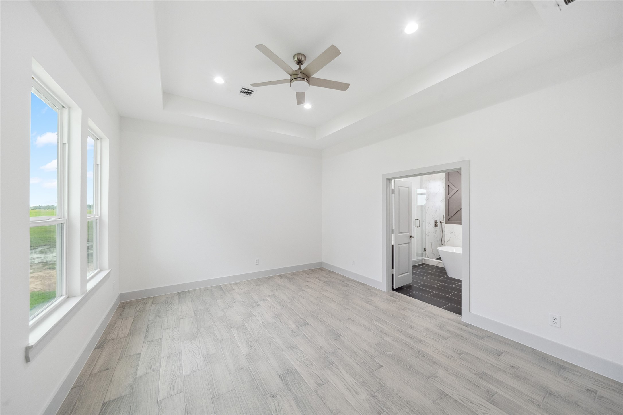 619 Longhorn Trail Angleton, TX 77515 - Photo 19 of 32