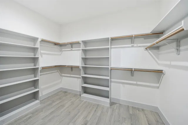 $530,000 | 619 Longhorn Trail, Angleton, TX 77515