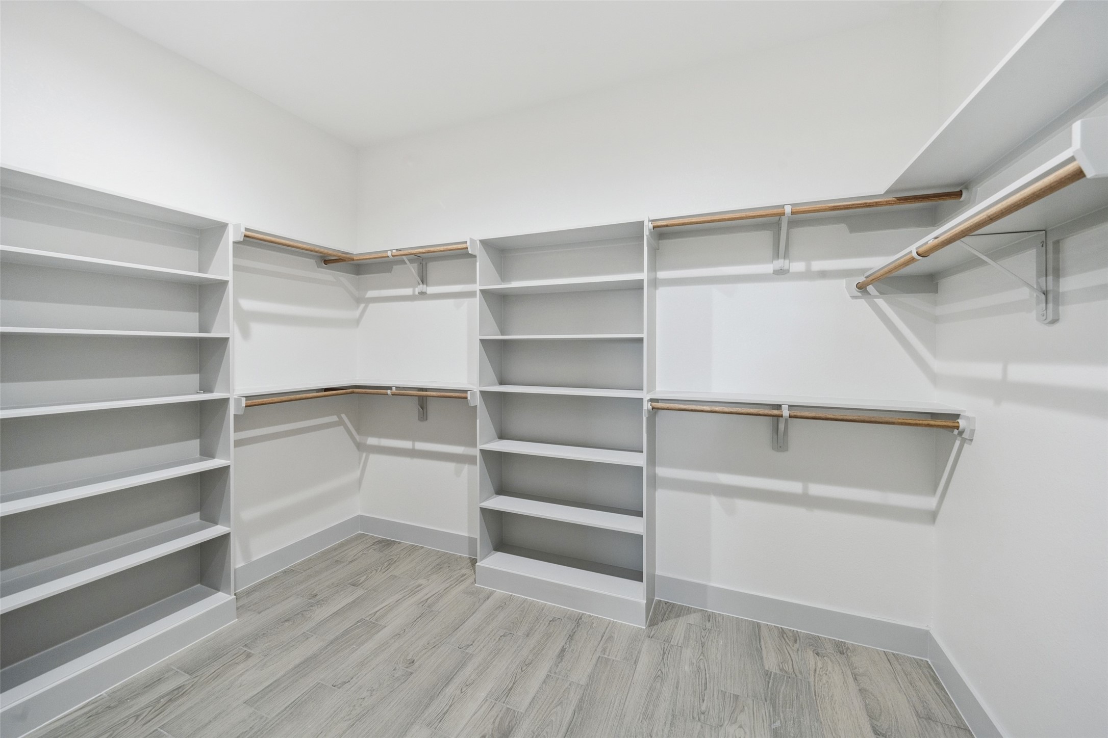 619 Longhorn Trail Angleton, TX 77515 - Photo 23 of 32