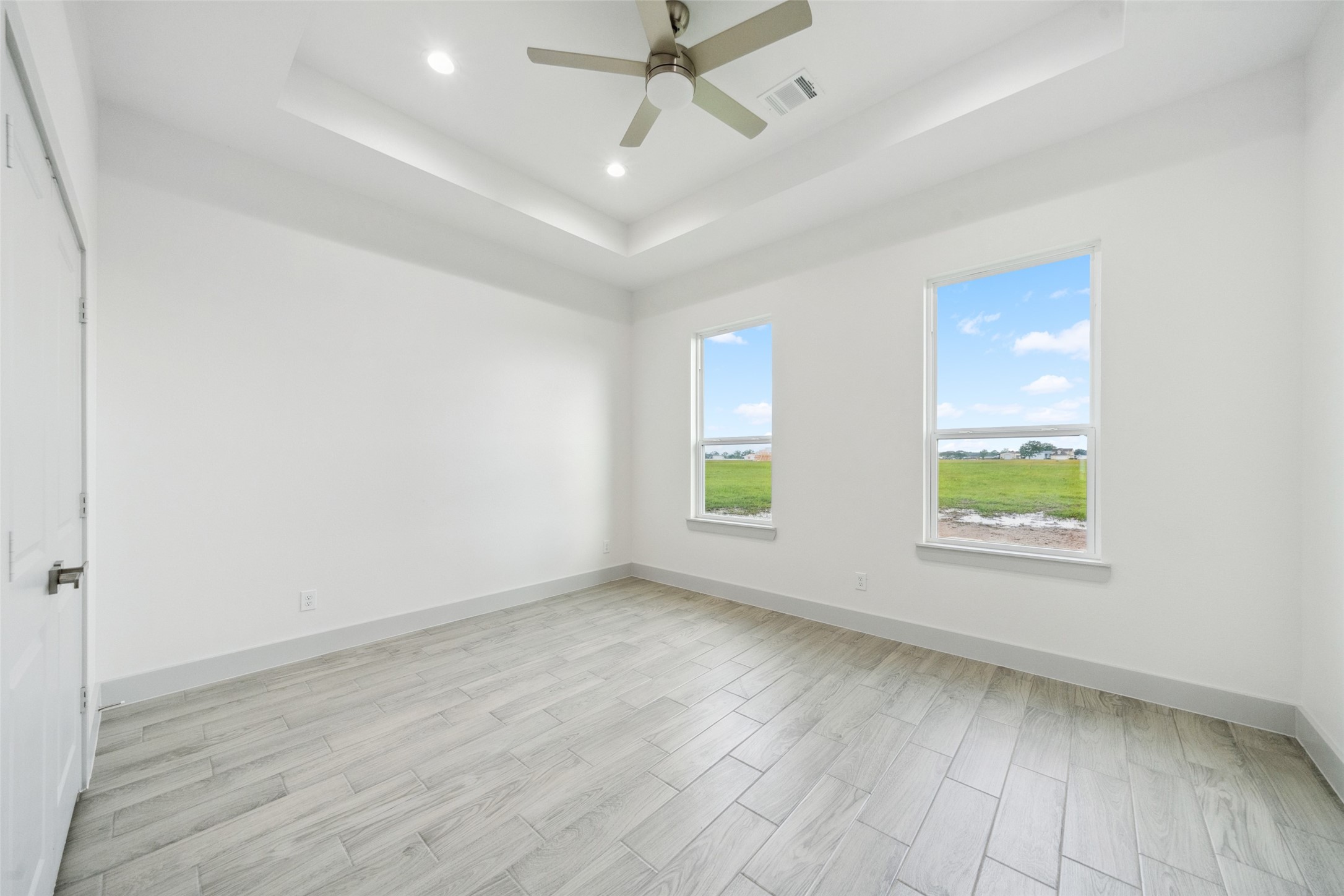 619 Longhorn Trail Angleton, TX 77515 - Photo 25 of 32