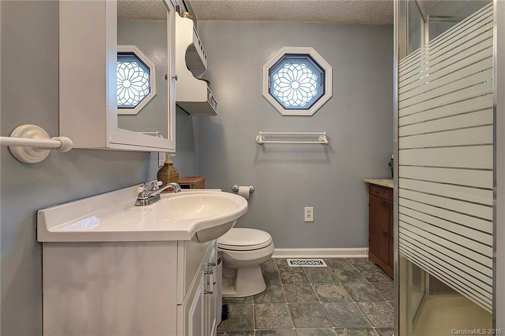 55 Lindsey Road Candler, NC 28715 - Photo 13 of 24 Gallery Image 13