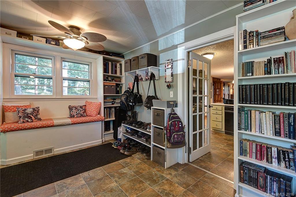 55 Lindsey Road Candler, NC 28715 - Photo 4 of 24 Gallery Image 4