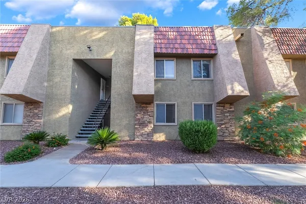 $1,400 | 5317 Indian River Drive, Unit 295, Las Vegas, NV 89103