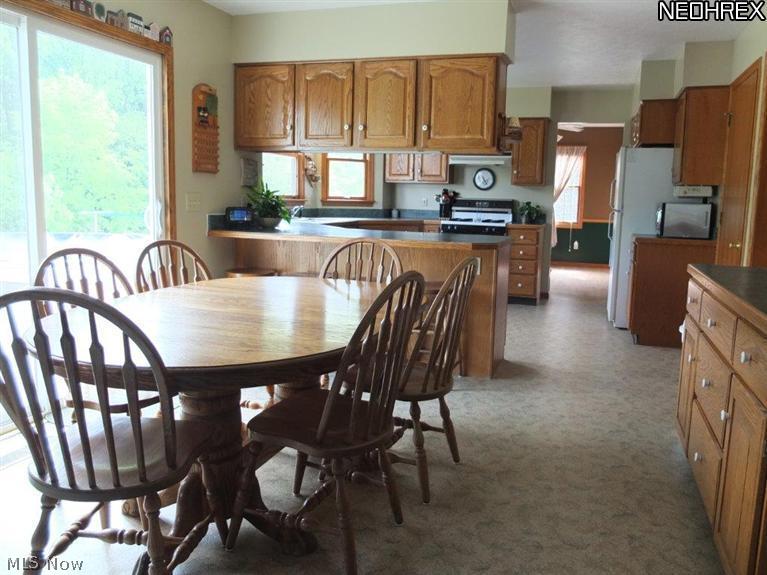 Dinette and kitchen