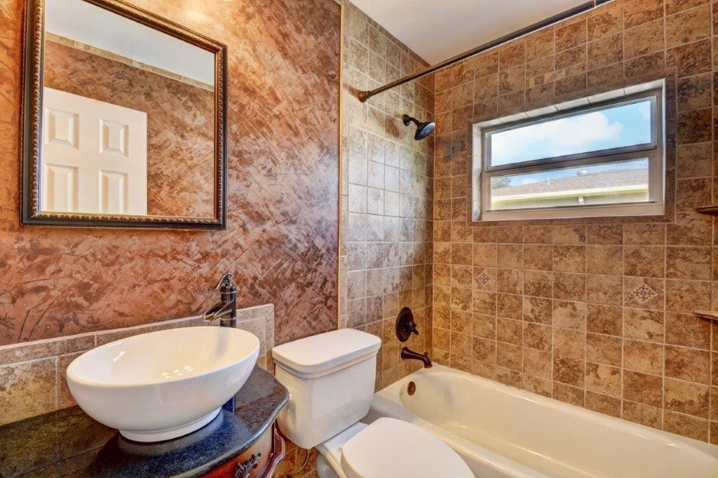 10700 Emperor Street Boca Raton, FL 33428 - Photo 25 of 32 Photo 25