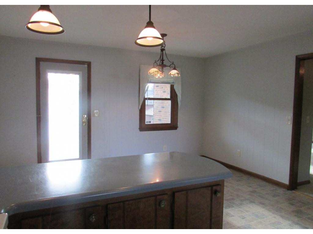 102 Huntland Road Jonesborough, TN 37659 - Photo 8 of 20 Eat In Kitchen Area