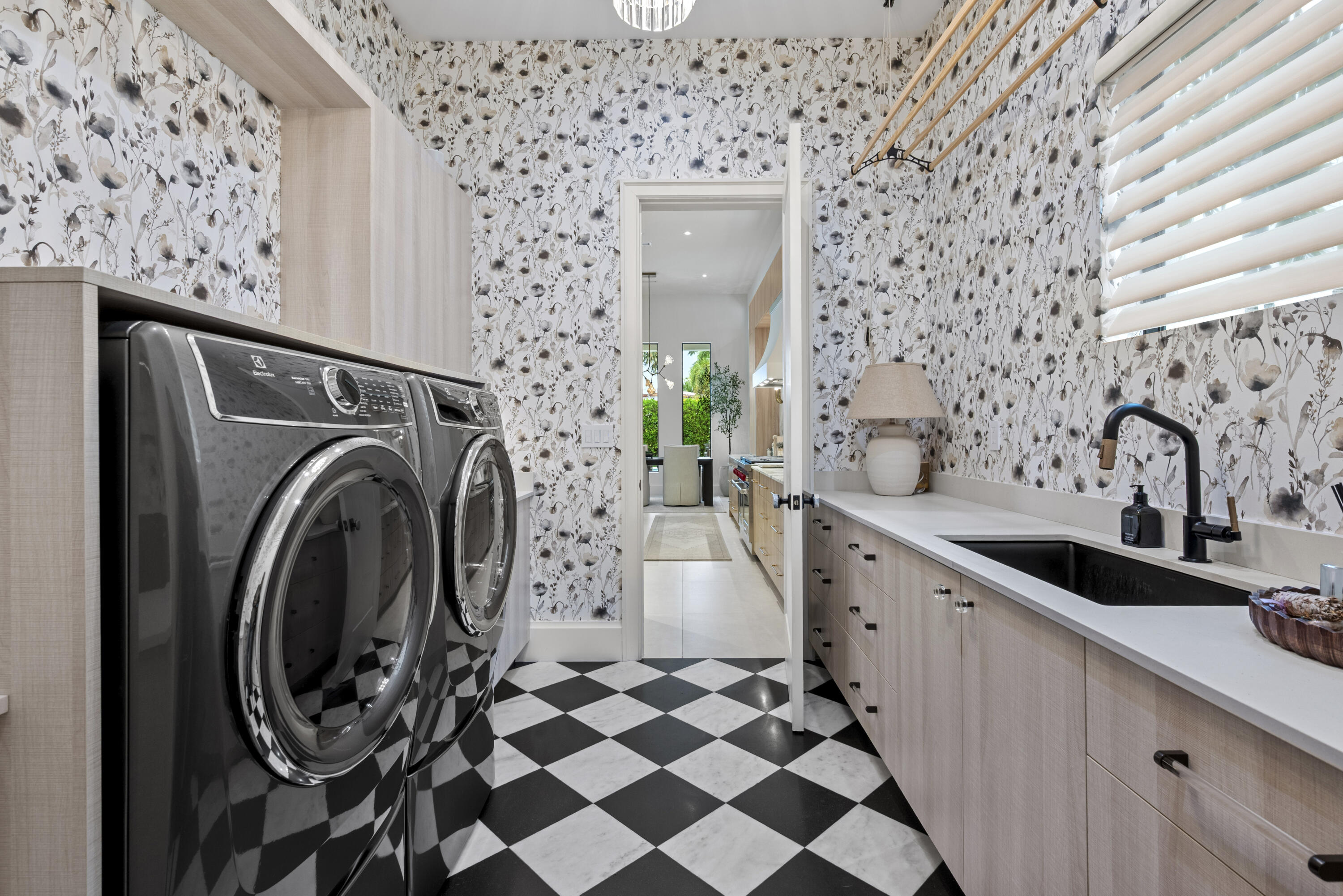 401 Northeast 2nd Street Boca Raton, FL 33432 - Photo 44 of 95 DSC_4375